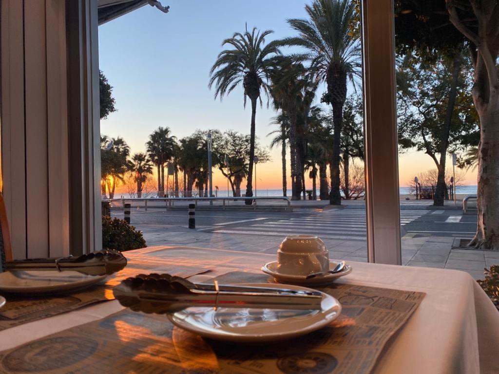 Hotel Rovira Cambrils Zewnętrze zdjęcie