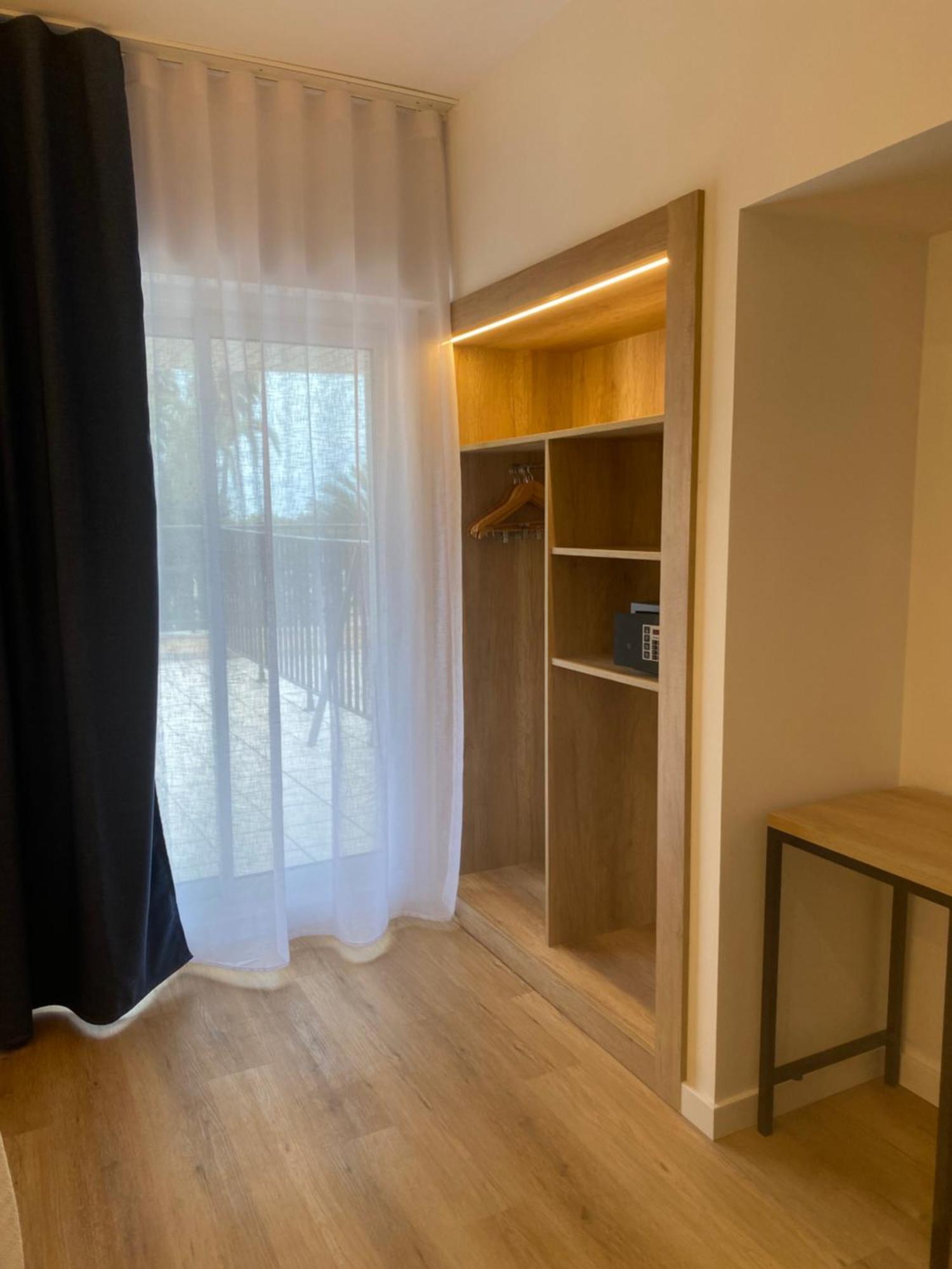 Hotel Rovira Cambrils Zewnętrze zdjęcie